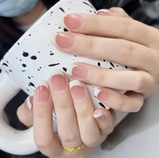 ネイル Queens 榊 まおのネイルデザイン