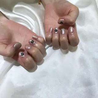 ネイル classic 新横浜所属・山田 暉のネイルデザイン