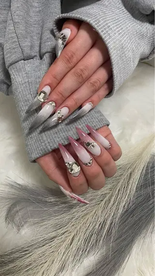 ネイル Nail salon 25のネイルデザイン