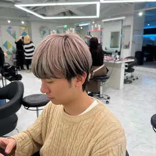 ショート ダメージレスハイ トーン💖kanonのヘアスタイル