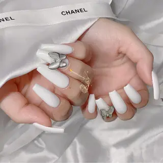 ネイル ネイルサロン 9Carats神田のネイルデザイン