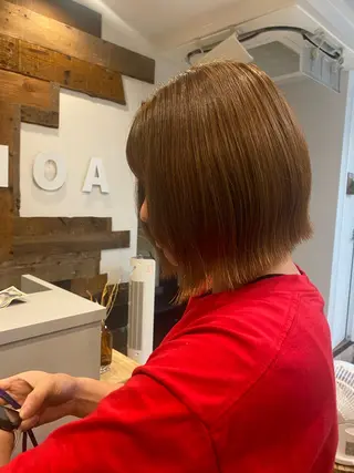 ミディアム 水口 莉央のヘアスタイル