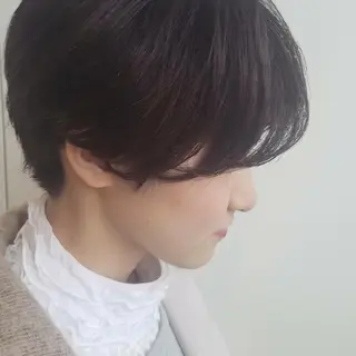 ショート カラー iplus まつげ、眉毛、耳つぼのマツエク・マツパデザイン