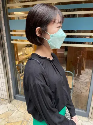 ショート カラー あずまぐち めぐみのヘアスタイル