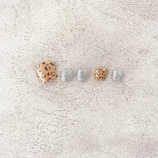 ネイル ゴテゴテ💙ワンホン リオナのネイルデザイン