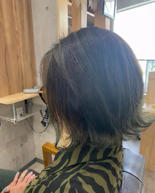 ミディアム カラー memento 斎藤大覚のヘアスタイル