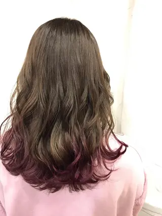 ミディアム カラー 伊藤 優希のヘアスタイル