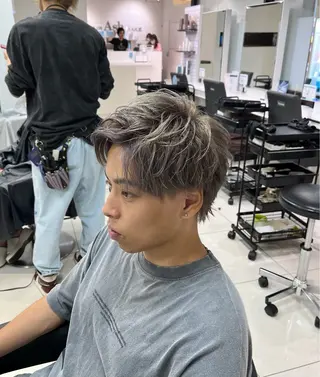 ショート 【シャドウパーマ センターパート】義心のヘアスタイル