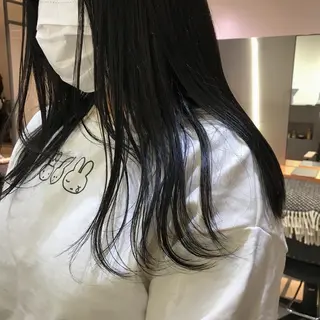 ロング カラー ヘアアレンジ moi-meme.soe所属・タナカ リナのヘアスタイル