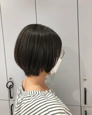 ショート 山本 佳奈のヘアスタイル