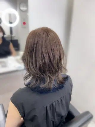 カラー GiseL さあや博多ハイトーンのヘアスタイル