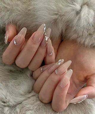 カラー AIN Nailのネイルデザイン