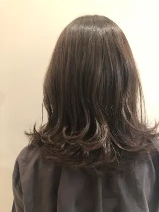 セミロング カラー ✳︎SERA✳︎ 平日のみご案内のマツエク・マツパデザイン
