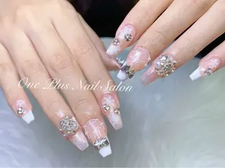 ネイル One Plus Nail Salonのネイルデザイン