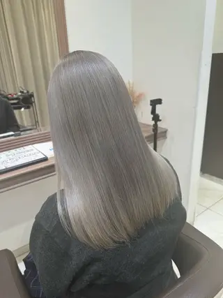 ロング カラー 菊池 遼/透明感 /韓国レイヤー/艶感のヘアスタイル