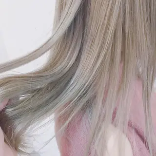 ロング カラー AUBE shinjuku所属・ア イカのヘアスタイル