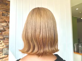 ミディアム カラー 似合わせバランス得意 青野さくらのヘアスタイル