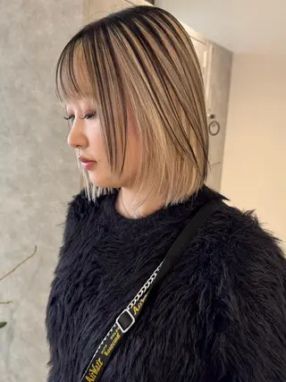 ミディアム 垢抜け/レイヤー/ ハイトーン/アスナのヘアスタイル