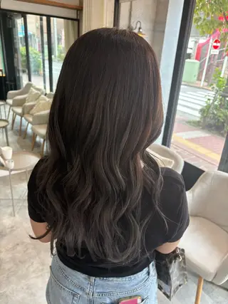 ロング NANA .のヘアスタイル