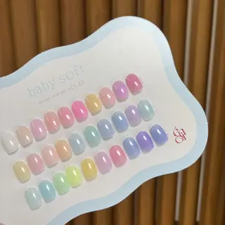 ネイル Giverny .のネイルデザイン