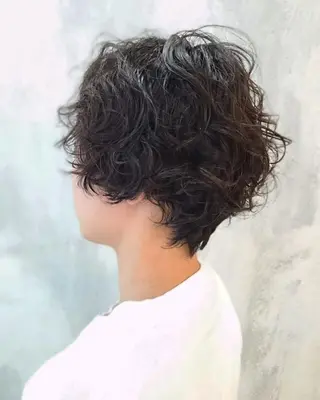 ショート パーマ 🕶️佐藤 海李🐏のヘアスタイル