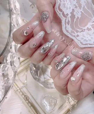 ネイル 23時まで❤︎韓国、 ワンホンネイルのネイルデザイン