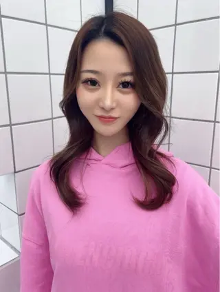 セミロング バレイヤージュ/ メッシュ小林賢太朗のヘアスタイル