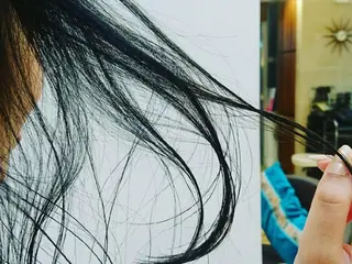 ミディアム カラー kawabe maikoのヘアスタイル