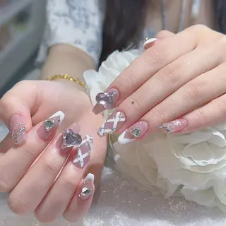 ネイル Queens 榊 まおのネイルデザイン