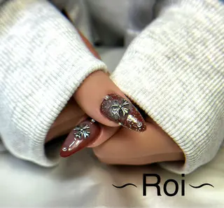 ネイル ネイルサロン Roiのネイルデザイン