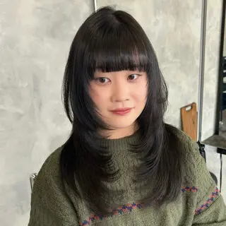 ロング 松川ヒナ｜韓国レイヤ /耳つぼジュエリーのヘアスタイル