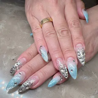 ネイル Emi lyのネイルデザイン