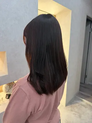 ミディアム 秋山 七海のヘアスタイル