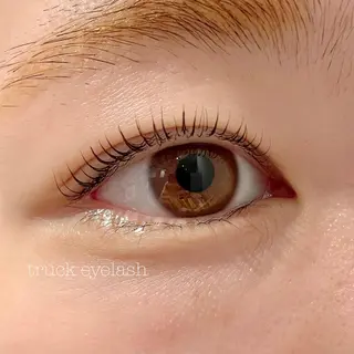 マツエク・マツパ truck阿倍野所属・truck 渡邊 侑季の眉毛・アイブロウイメージ