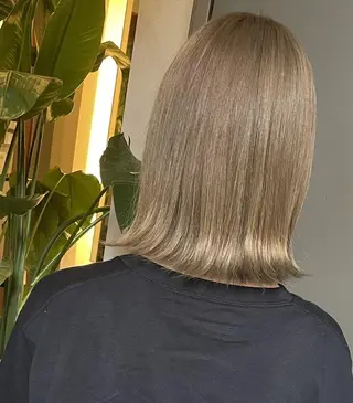 セミロング TIGRE kamitoriのヘアスタイル