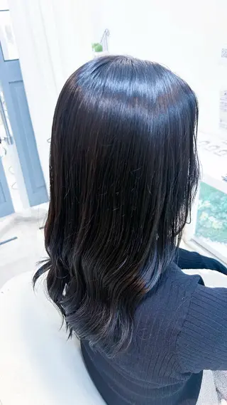 ミディアム ~eMu~ hikaruのヘアスタイル