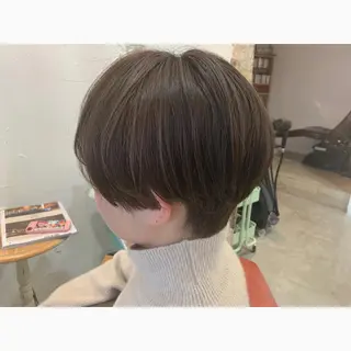 ショート カラー fio マナミのヘアスタイル
