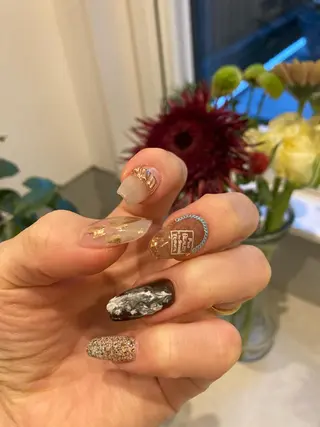 ロング ネイル 12 designのネイルデザイン