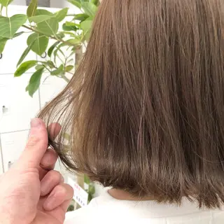 ショート カラー レイヤーカット 透明感カラーのヘアスタイル
