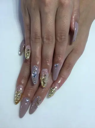 ネイル 💎🐰 saki. m 🐰💎のネイルデザイン