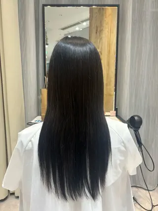 ミディアム view osaka / annaのヘアスタイル