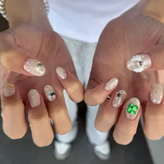 ネイル 長谷川 亜美のネイルデザイン