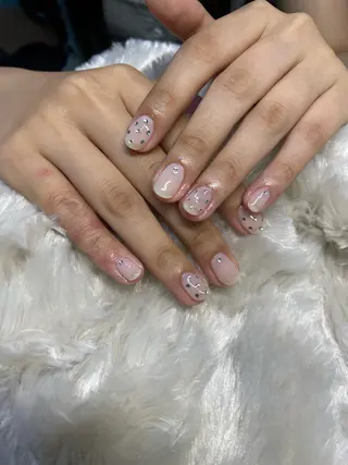 ネイル Louvre【be】ﾙｰﾌﾞﾙ ﾋﾞｭｰ所属・louvre  be 坂本のネイルデザイン