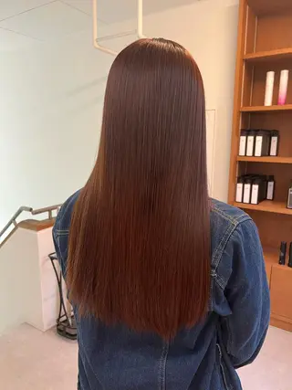 ロング カラー Ami ブリーチ/ハイトーンのヘアスタイル