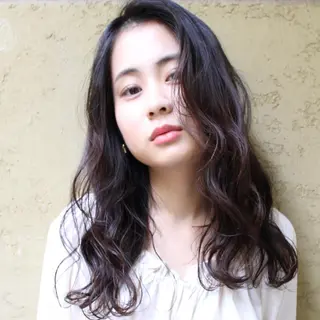 ロング ブリーチなしダブル/ レイヤーカット 小棹のヘアスタイル