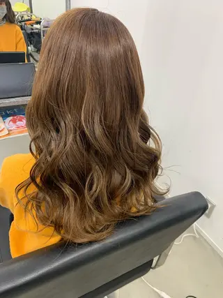ロング カラー kanon hair所属・新木 愛花のヘアスタイル