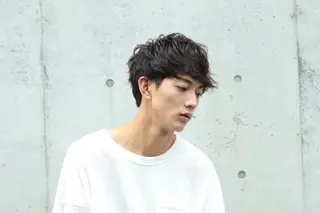 ショート カラー パーマ ヘアアレンジ メンズ 【ツヤ髪美容師】 ツダケイスケのヘアスタイル