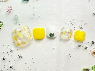 ネイル 寺井 美空のネイルデザイン