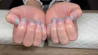 ネイル ネイルサロンエーナイン札幌麻生店所属・堀越 優のネイルデザイン