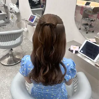 セミロング hina🎀新宿/ エクステ/girlyのヘアスタイル